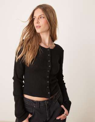 button front ribbed long sleeve top in black