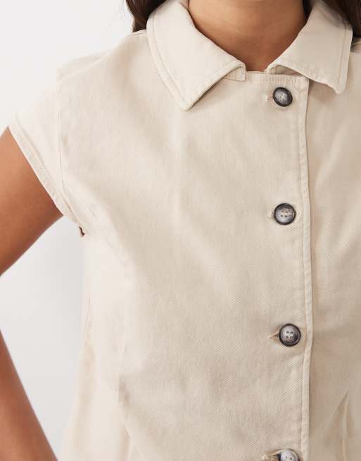 Gina Tricot - camisa con cierre asimétrico de botones en beige, 2 de 4