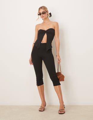 Gina Tricot - Capri-Leggings in Schwarz