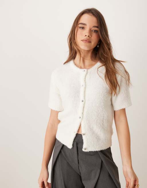 Gina Tricot - Cardigan a maniche corte in maglia testurizzata soffice bianco sporco