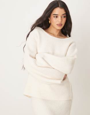 GINA TRICOT CHUNKY RIB KNITTED SWEATER WITH TIE BACK BOW DETAIL 