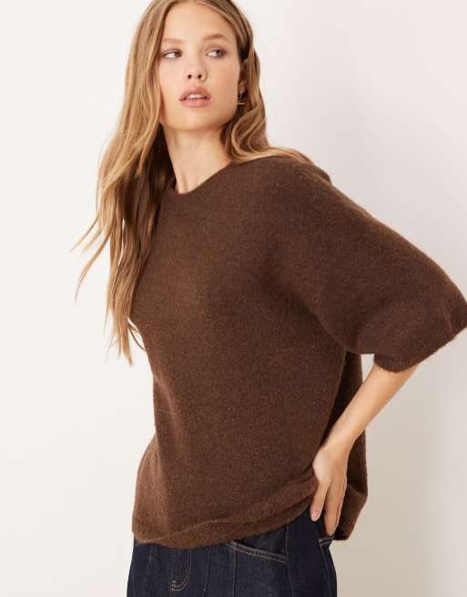 Gina Tricot – Ciemnobrązowy luźny sweter z krótkimi rękawami z dzianiny z wełną alpaki