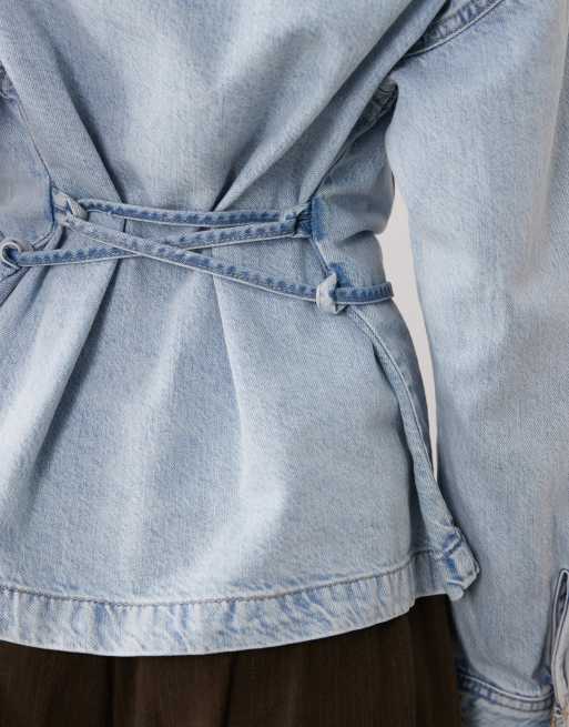 Gina Tricot cinched waist tie front denim shirt in lightwash blue, 3 of 4