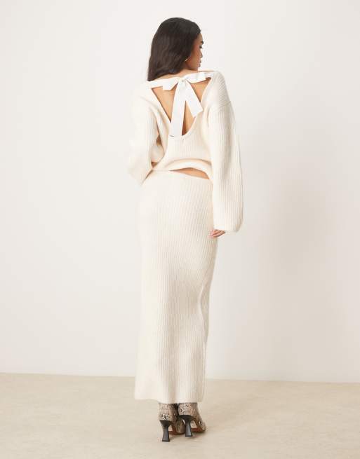 Gina Tricot co-ord chunky rib knitted maxi skirt with side split in cream, 4 of 5