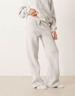 Gina Tricot Loose Fit Straight Leg Sweatpants In Light Gray Melange In Gray