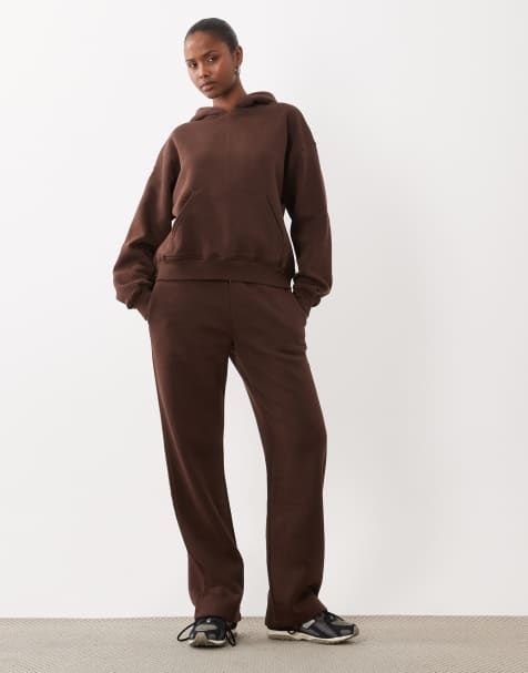 Gina Tricot co-ord løstsiddende joggers med lige ben i mørk chokoladebrun - view 1