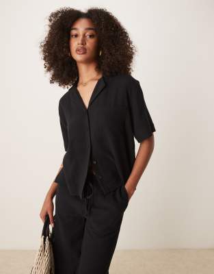 GINA TRICOT Gina Tricot co-ord relaxed fit gauze short sleeve shirt in black