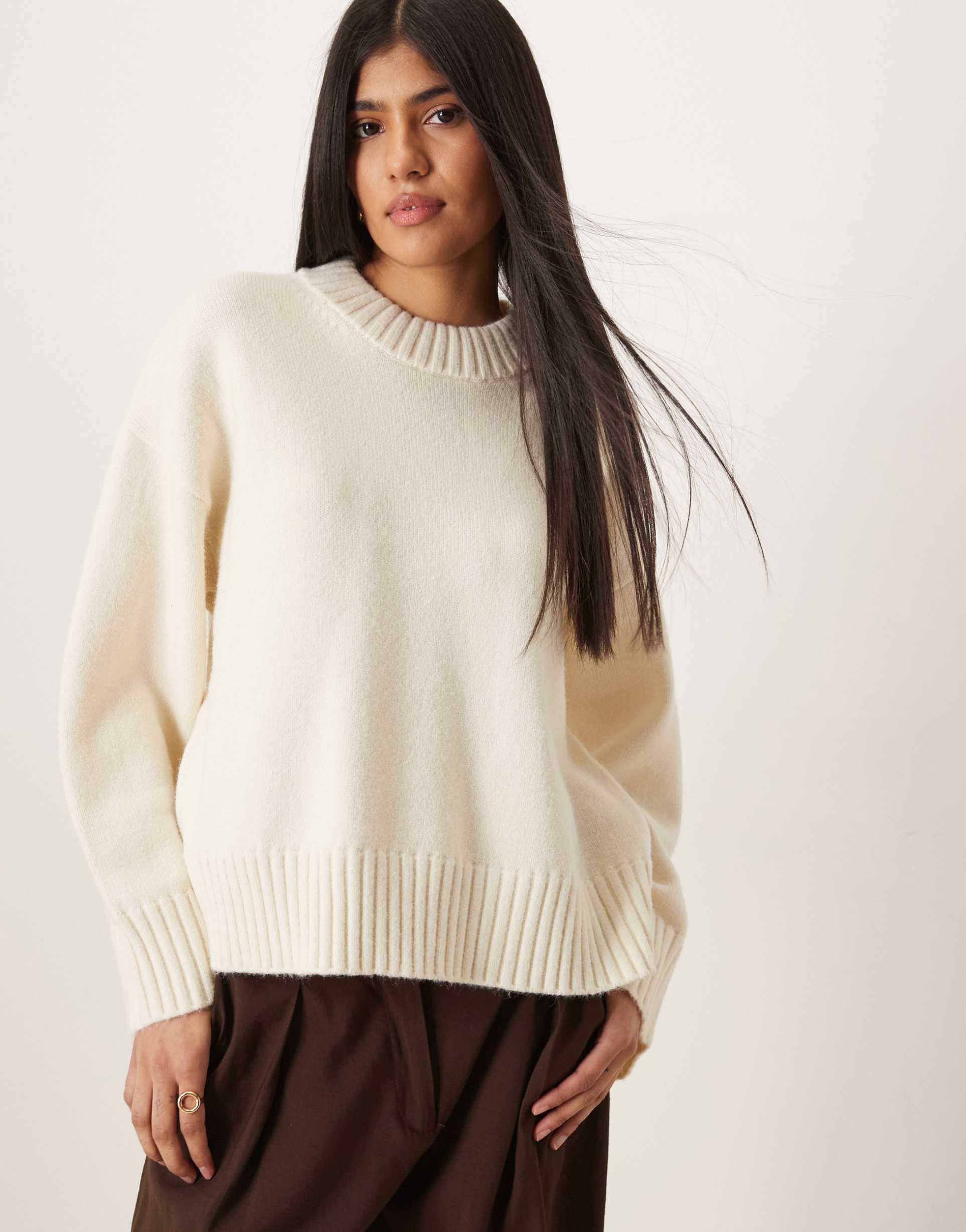 gina tricot crew neck knitted sweater with wide sleeves in cream