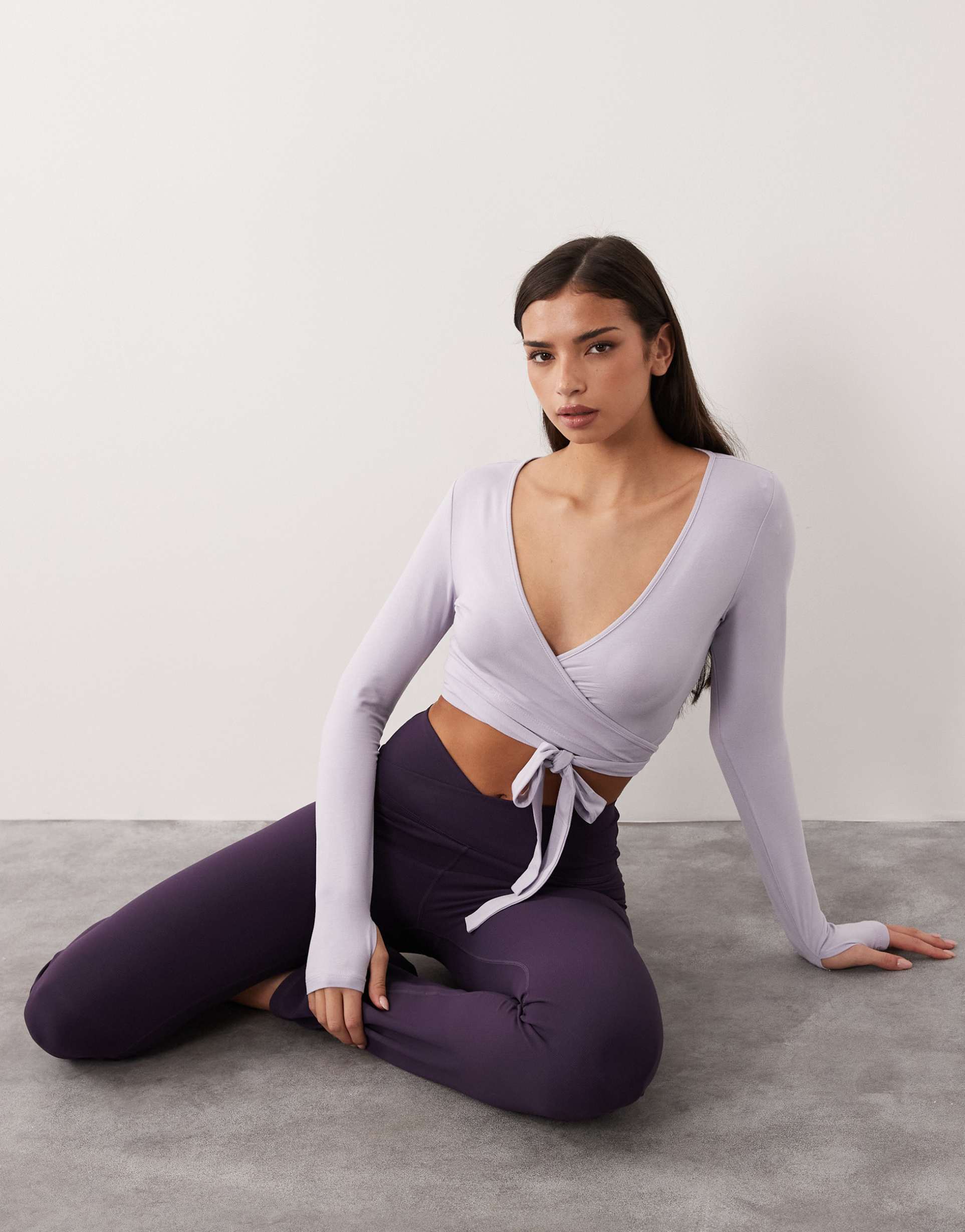 gina tricot cropped yoga wrap cardigan in dusty purple