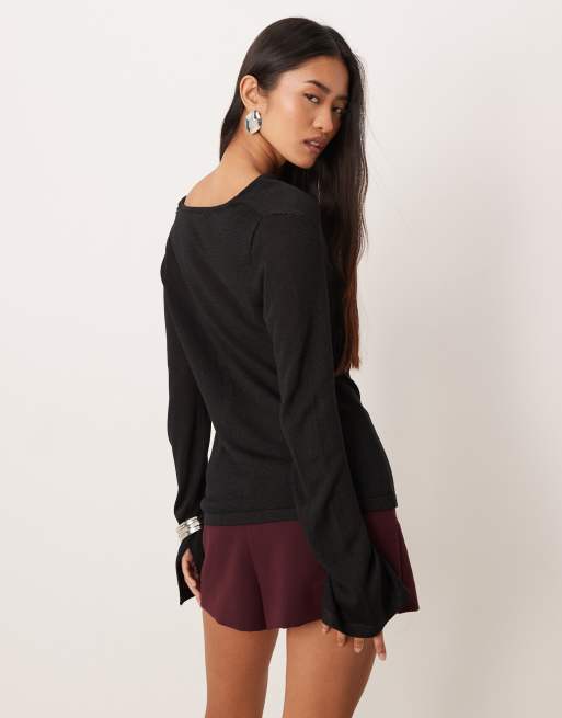 Gina Tricot – Czarny drapowany top dzianinowy, 2 z 4