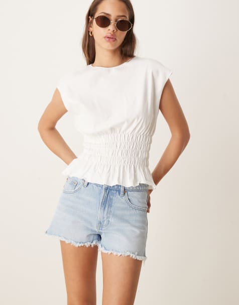 Gina Tricot denim shorts with split hems in light wash blue - view 1