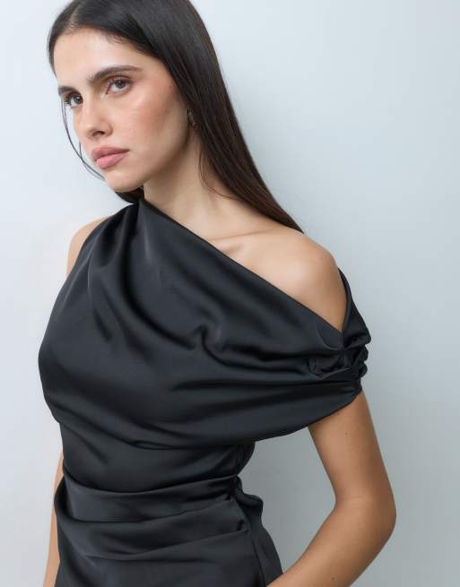 Gina Tricot draperet oneshoulder satin-top i sort, 5 af 5