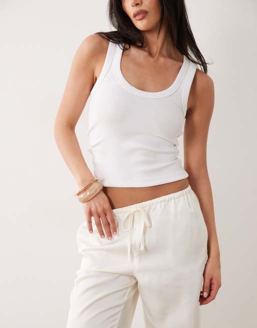 Gina Tricot drawstring satin trousers in cream, 3 of 5
