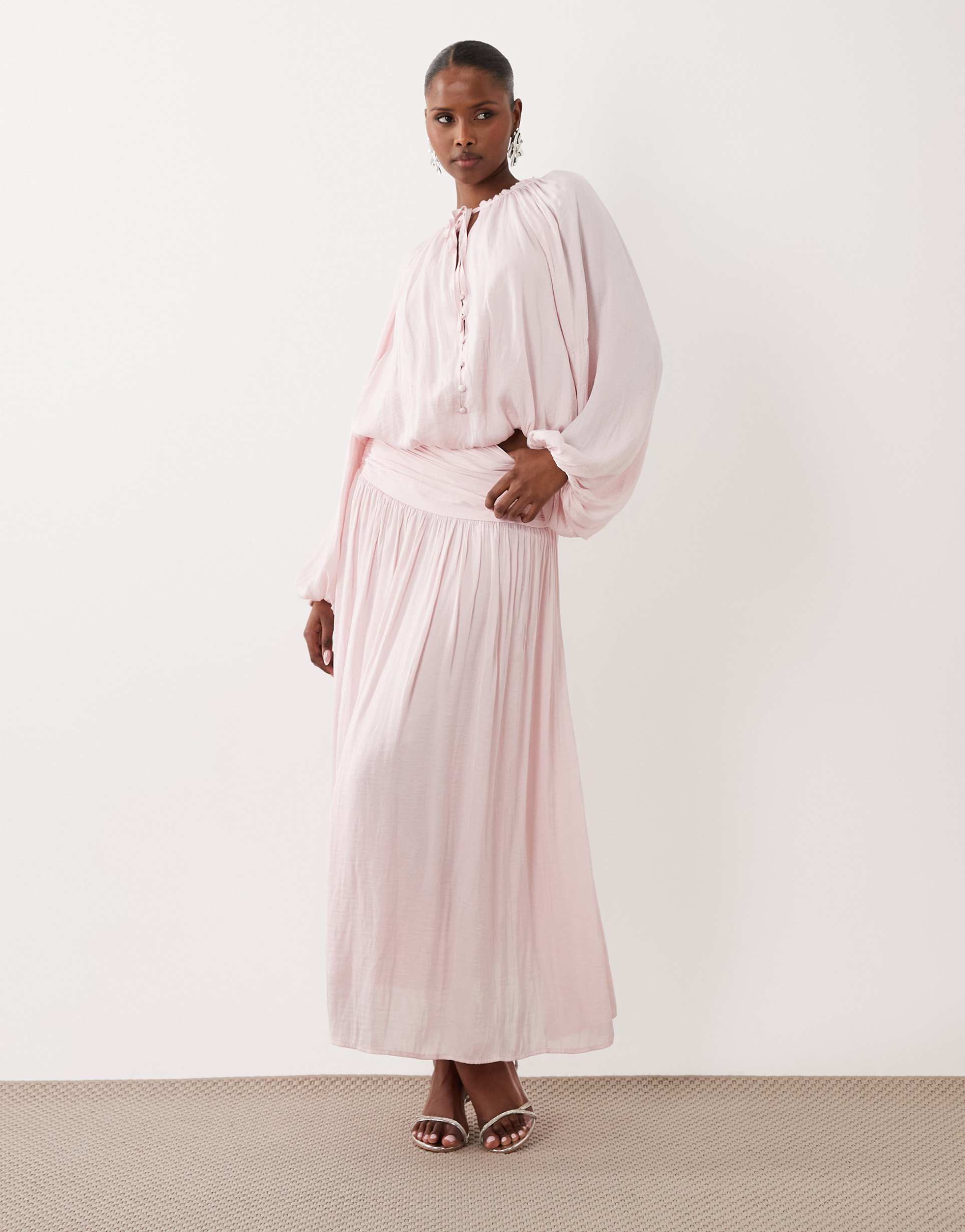 gina tricot dropped waist pleated midaxi skirt in light pink