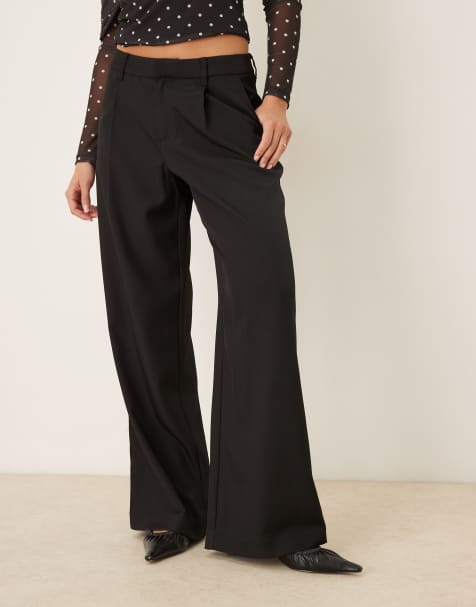 Gina Tricot – Elegante Hose in Schwarz mit niedrigem Bund und Bundfalten - view 1