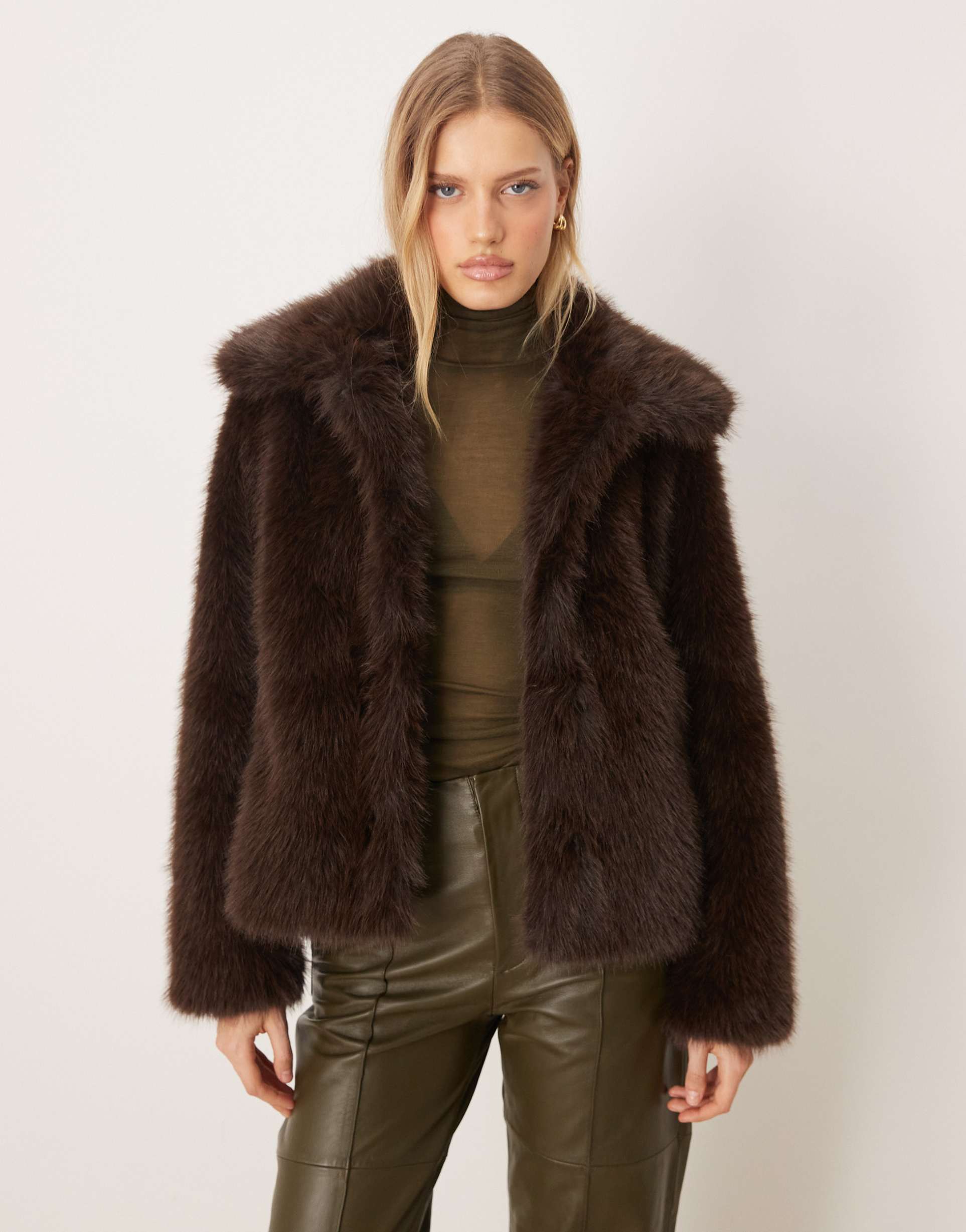 gina tricot faux fur jacket in dark brown