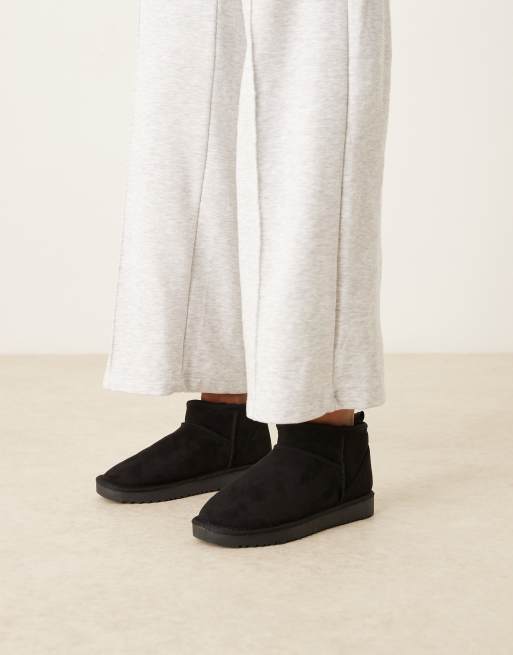 Gina Tricot faux suede boot slipper in black, 4 of 4