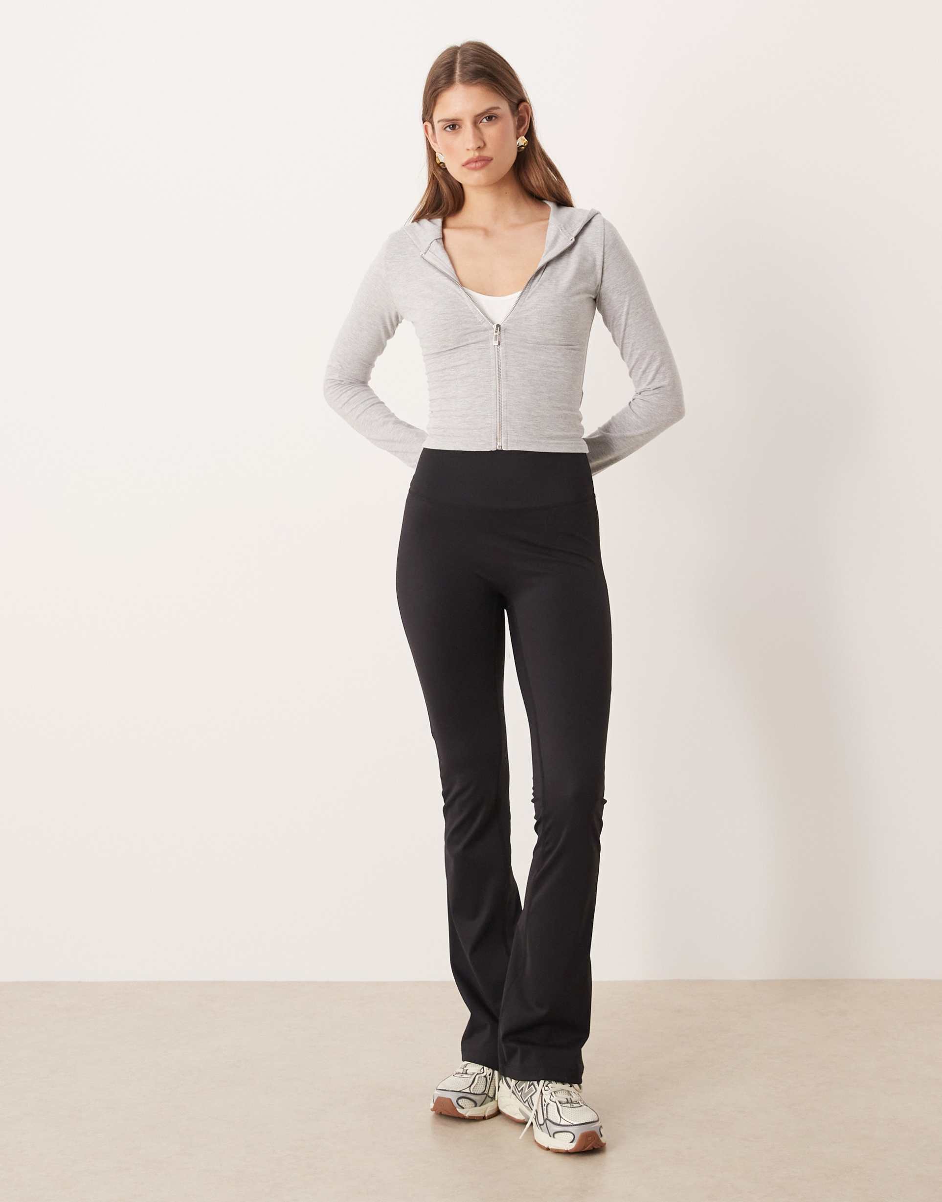 gina tricot flare soft leggings in black