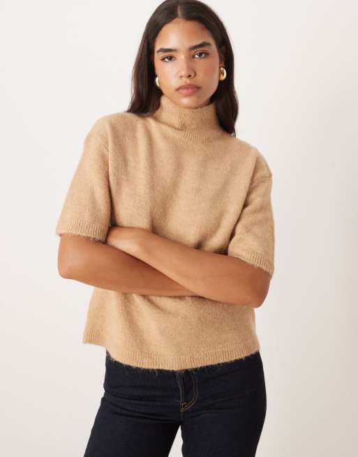 Gina Tricot - Gebreide top van alpaca-wol met korte mouwen en opstaande boord in gemêleerd beige
