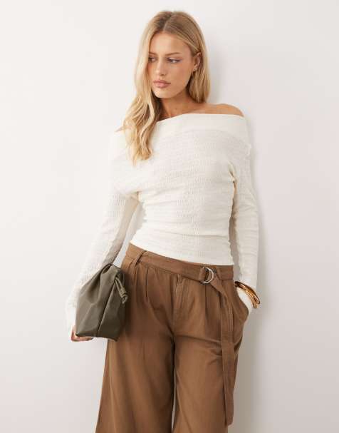 Gina Tricot - Gedrapeerde top met lange mouwen en open achterkant in crème - view 1