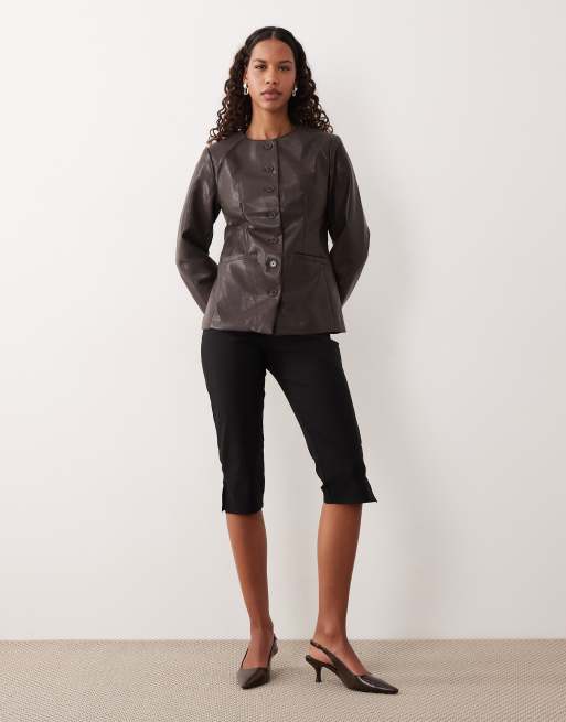 Gina Tricot - Gemodelleerde blazer van PU in bruin, 2 van 4