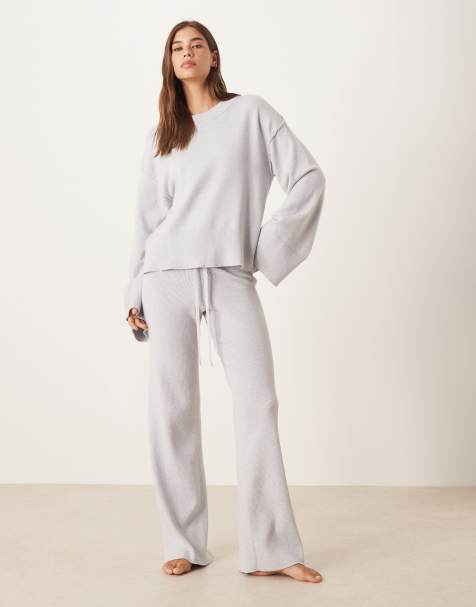 Gina Tricot – Gerippte Feinstrickhose in meliertem Hellgrau mit geradem Bein, Kombiteil - view 1