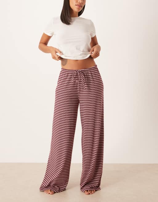 Gina Tricot - Gestreepte broek van superzachte jersey met wijde pijpen en trekkoord in de taille in bordeauxrood en roze