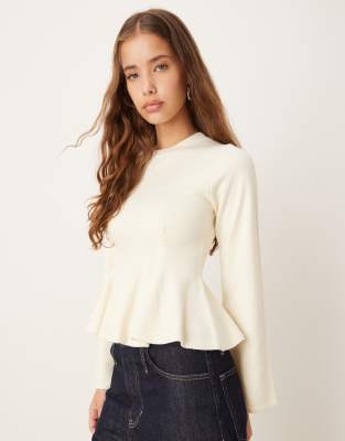 Gina Tricot - Gestricktes Schößchenoberteil in Cremeweiß