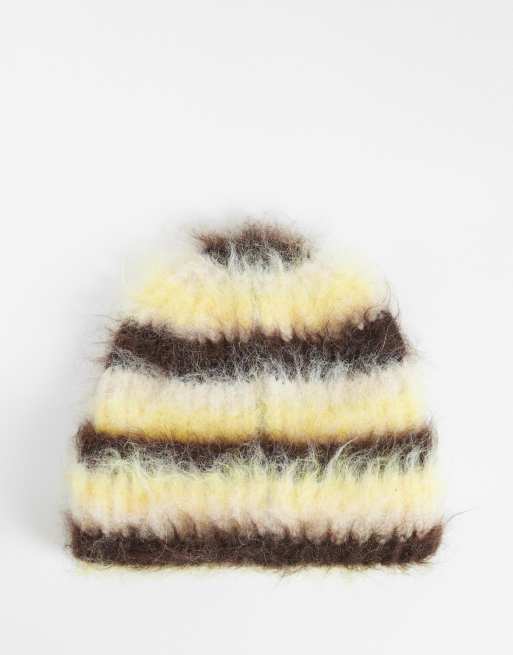 Gina tricot gorro mullido a rayas amarillas, 3 de 3