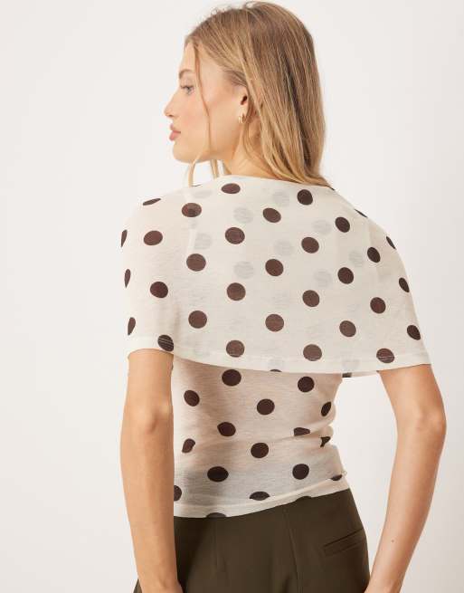 Gina Tricot – Gräddvit och prickig topp med ryschad cape, 2 av 4