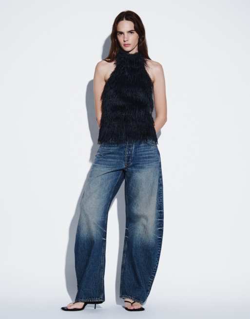 Gina Tricot halterneck-top med imiteret pels-tekstur i sort, 2 af 8
