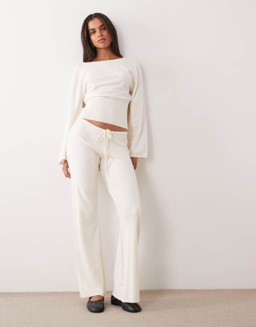 Gina Tricot haut de loungewear en maille coordonné couleur crème, 2 de 4
