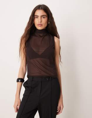 Gina Tricot - Hochgeschlossenes, transparentes Schal-Oberteil in Dunkelbraun mit gebundenem Rückenausschnitt-Brown