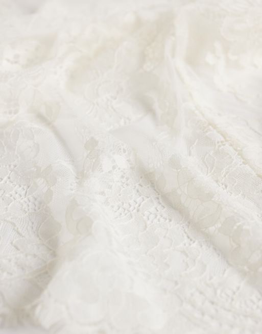 Gina Tricot – Hüfttuch aus Spitze in Wollweiß , 2 von 3