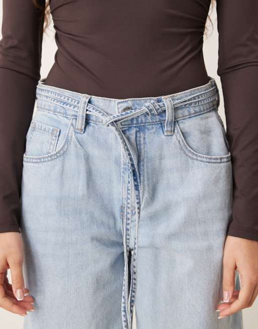 Gina Tricot – Jeans in Hellblau mit weitem Bein und Bindedetail, 5 von 5