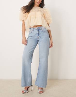 Gina Tricot - Jeans in hellblauer Waschung mit weitem Bein und niedrigem Bund