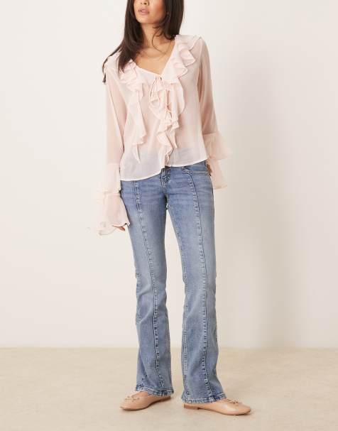 Gina Tricot - Jeans met lage taille, flared pijpen en details aan de voorkant in middenblauw - view 1