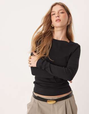 jersey rib round neck long sleeve top in black