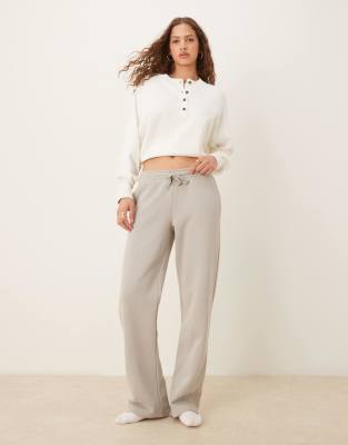 Gina Tricot - Jogginghose in Hellgrau mit geradem Bein