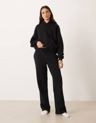 Gina Tricot - Jogginghose in Schwarz mit lockerem, geradem Schnitt, Kombiteil