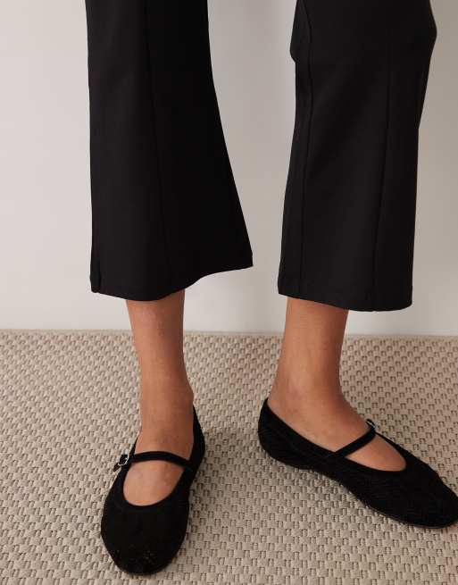 Gina Tricot kick flare pants in black, 4 of 5