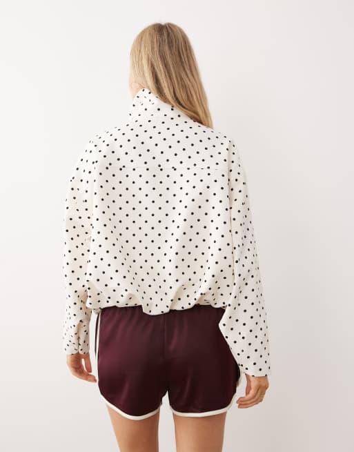 Gina Tricot – Kurze, hochgeschlossene Jacke in Weiß mit Punktemuster, 4 von 4