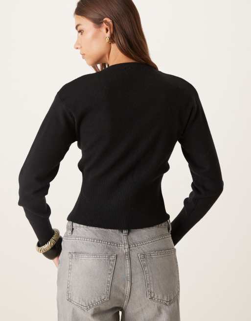 Gina Tricot – Langärmlige, figurbetonte Strickjacke aus Feinstrick in Schwarz, 4 von 4