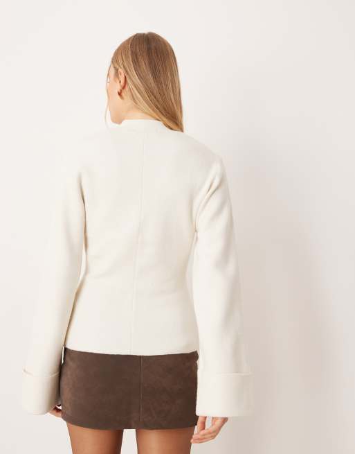 Gina Tricot – Langärmlige, figurformende Strickjacke in Wollweiß, 3 von 4