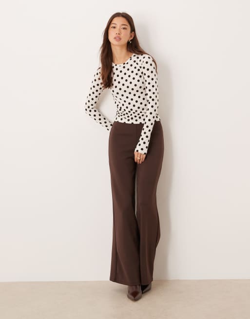 Gina Tricot – Langärmliges Oberteil in Creme mit Polka Dots, 4 von 4