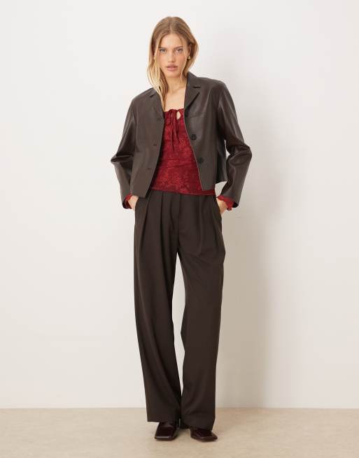 Gina Tricot - Langærmet og bordeauxrød top med bindefront og blomstermønster i jacquard, 2 af 4