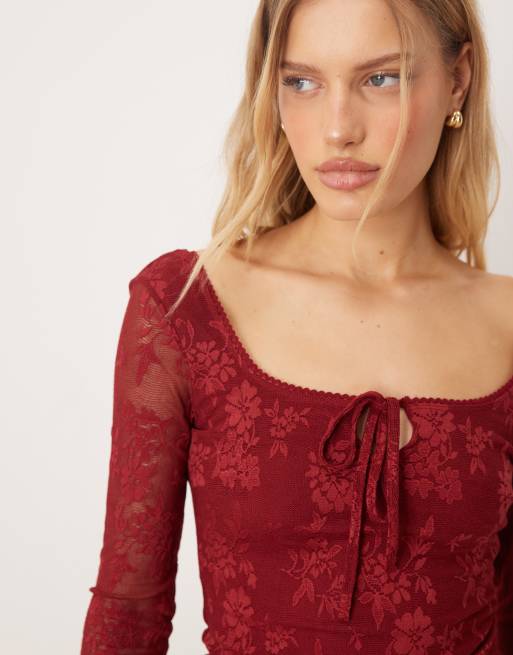 Gina Tricot - Langærmet og bordeauxrød top med bindefront og blomstermønster i jacquard, 3 af 4