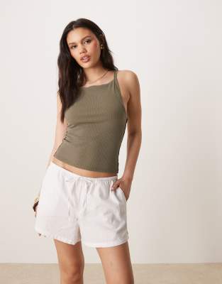 Gina Tricot - Lässig geschnittene Leinenshorts in Weiß mit Kordelzug