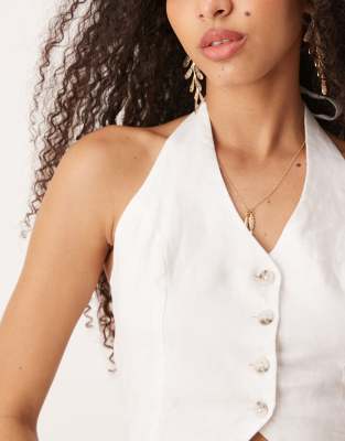 GINA TRICOT LINEN HALTERNECK VEST TOP 