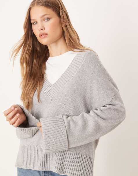 Gina Tricot – Ljusgrå, melerad, stickad tröja med v-ringning och vida ärmar - view 1